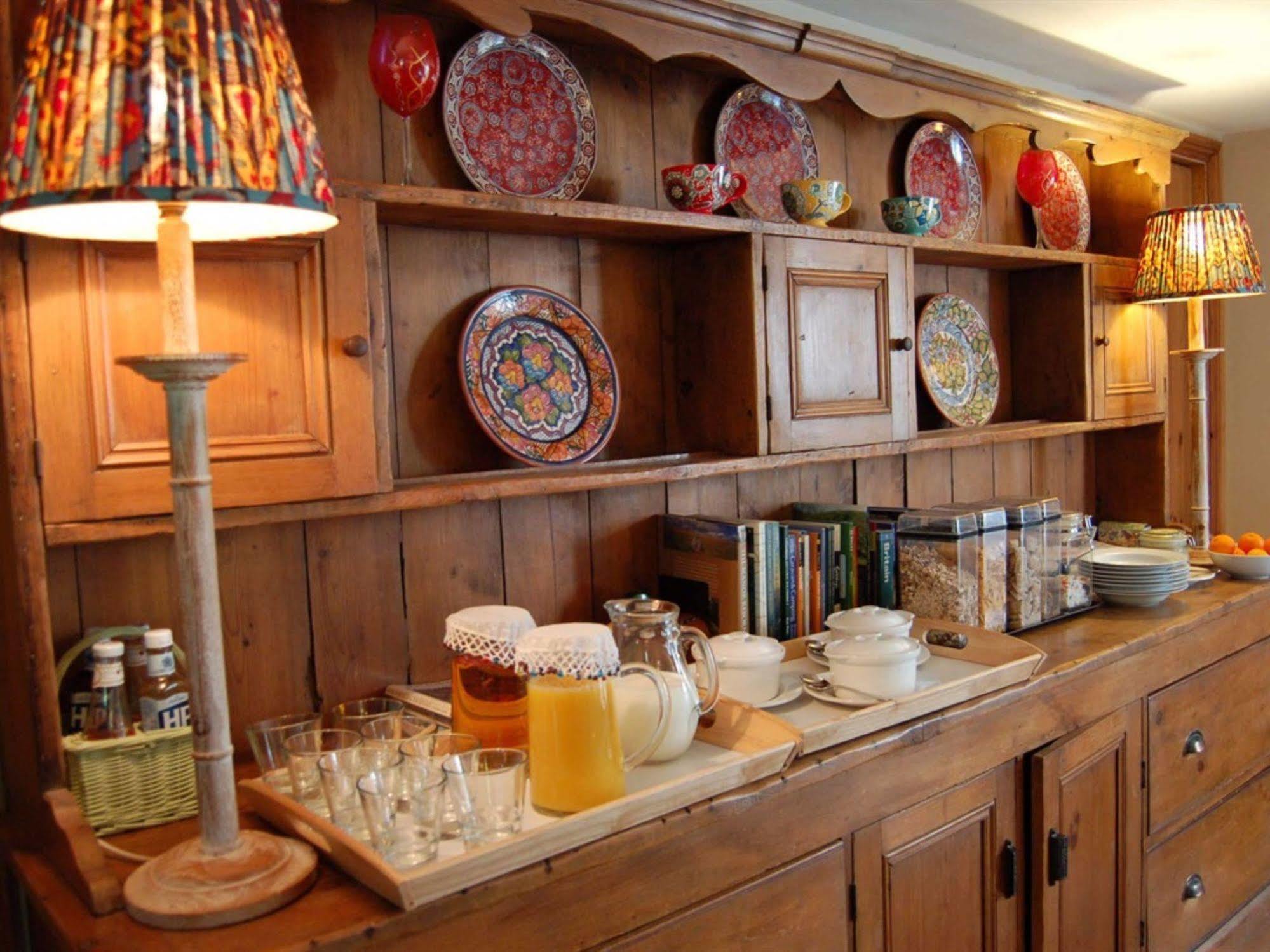Bed and Breakfast The Old Forge East Kennett Экстерьер фото