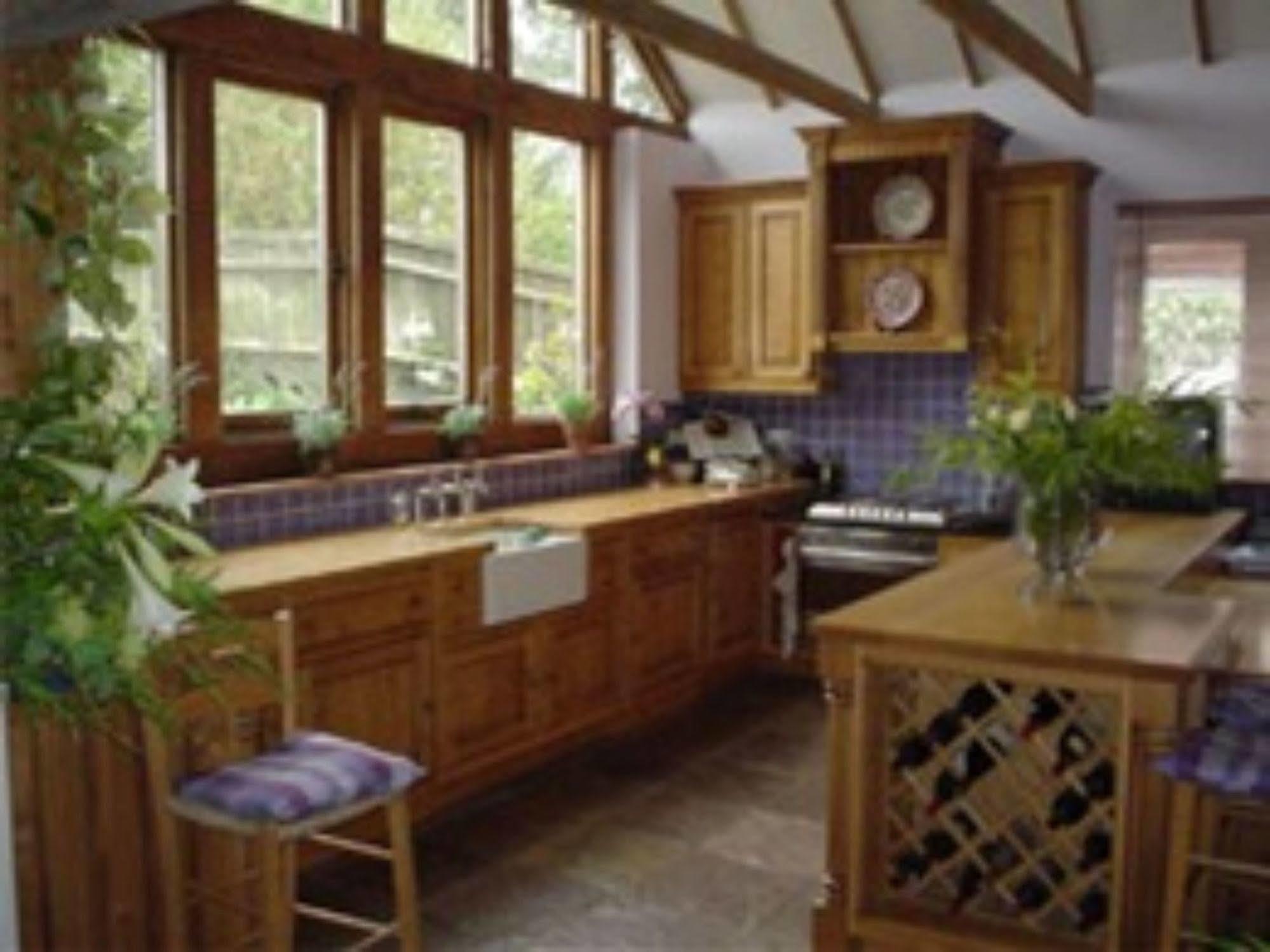 Bed and Breakfast The Old Forge East Kennett Экстерьер фото